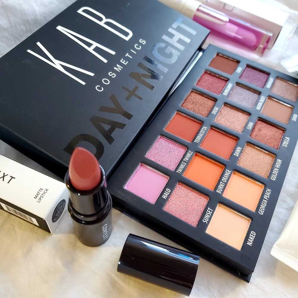 KAB Day Night Palette Makeup Set Bundle - Picture 2 of 6